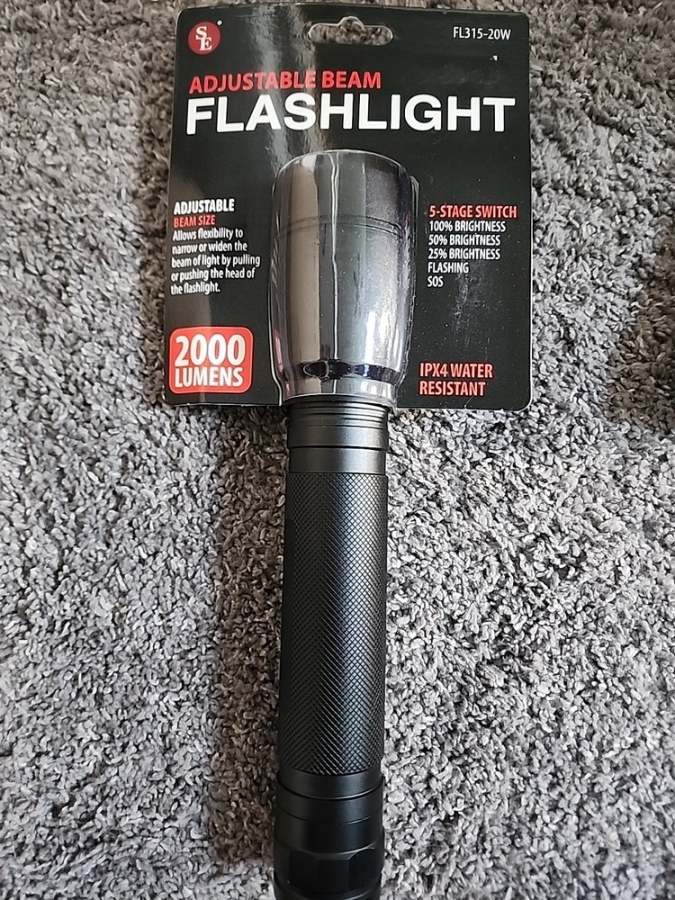 SE Adjustable Beam Flashlight, 2000 Lumens