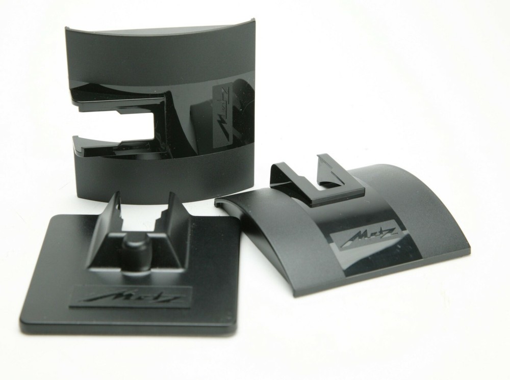 Metz Three Table Top Plastic Brackets For Any Shoe Mount Flashes. Useful.