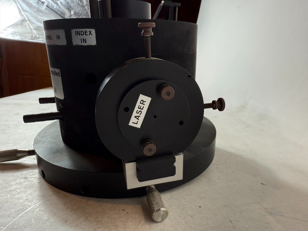 BROOKHAVEN INSTRUMENTS BI-200SM Goniometer, Temperature Controlled Cell Unit