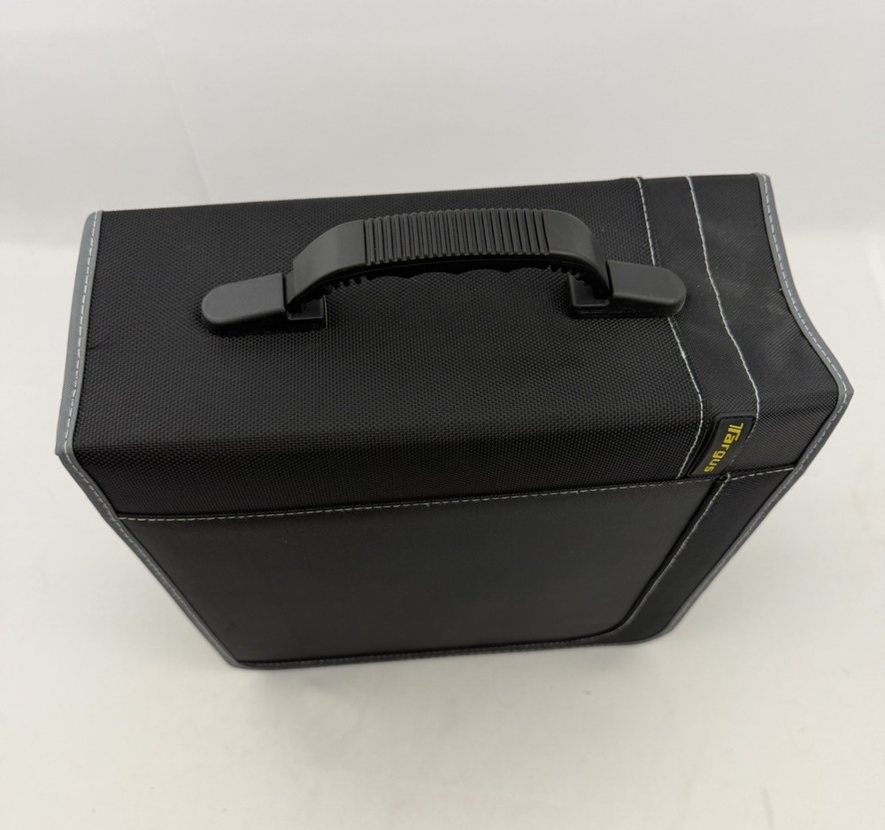 Targus Matrix 320 CD, DVD, Blu Ray, Video Game Storage Case