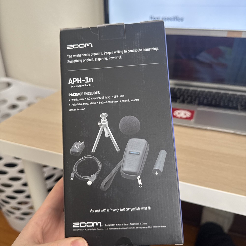 NEW Zoom APH-1n Accessory Pack