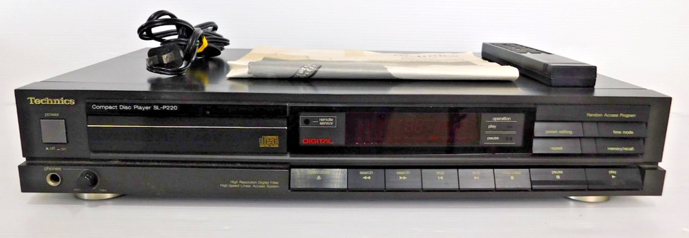 RETRO (1987) Technics SL-P220 CD Player WITH Remote Control