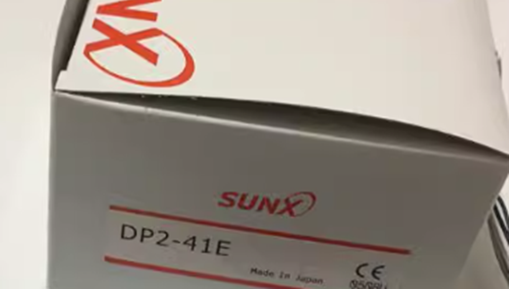 NEW PANASONIC/SUNX DP2-41E Pressure Sensor