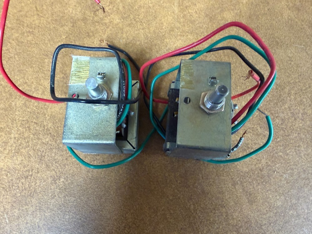 (2) Attenuator Volume Control