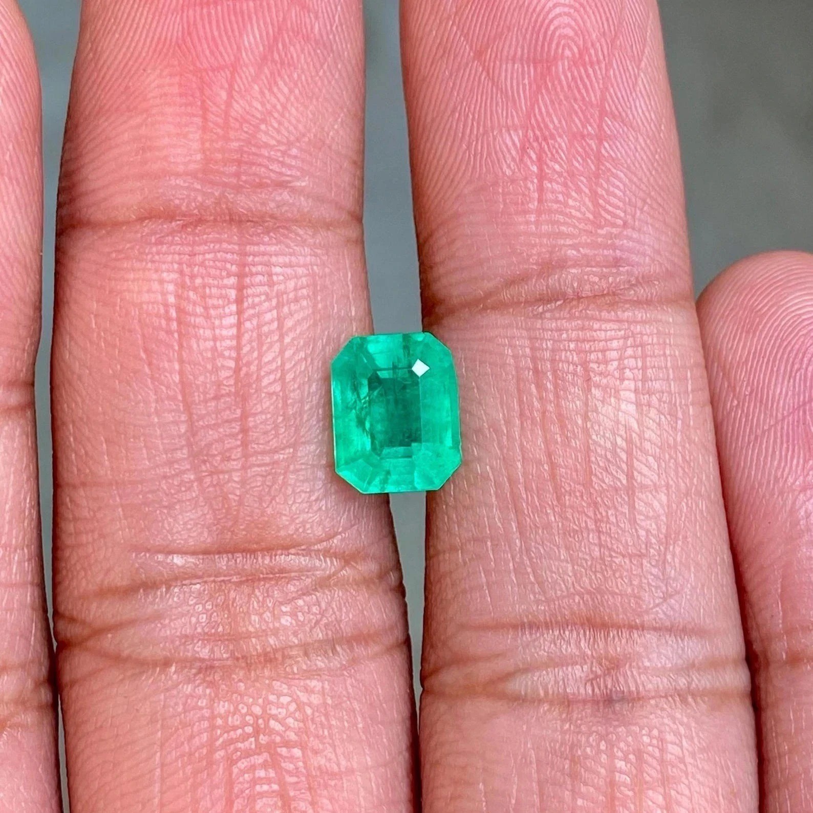 Natural Colombian Green Emerald 5.10 Ct Certified Emerald Cut Loose Gemstone