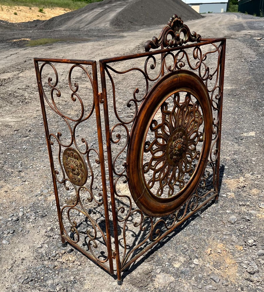 3-Panel Folding Fireplace Screen - Rust Color