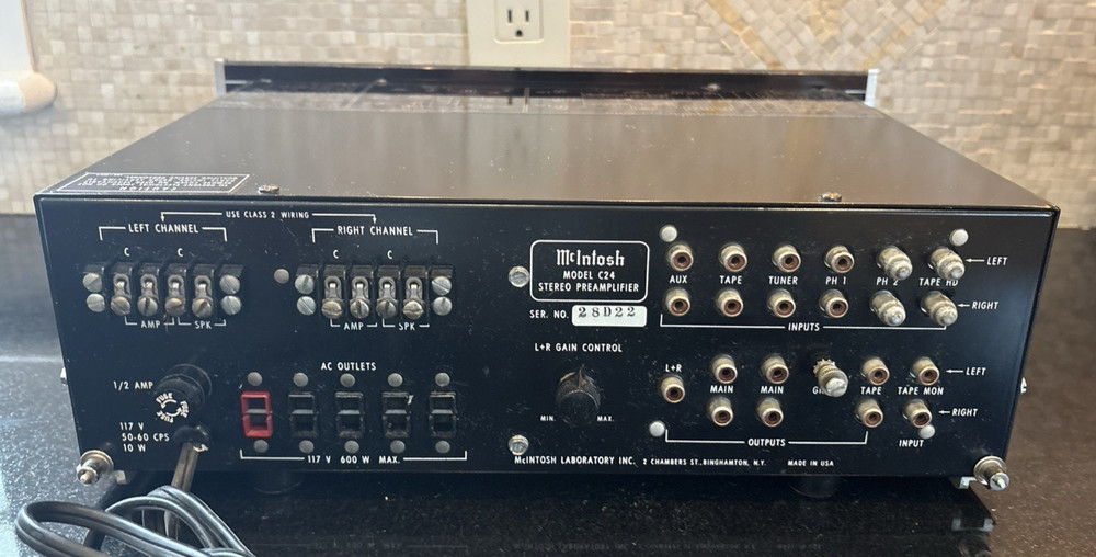 McIntosh C24 Solid State Stereo Preamplifier perfect working condition