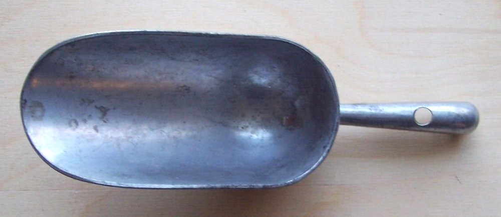 Aluminum Dry Measure Scoop 7.5” Long
