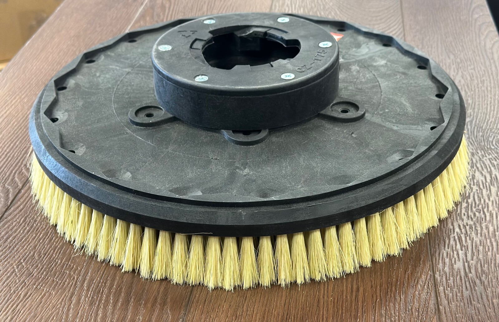 16" White Tampico Fiber Brush Complete with Riser and 9200 Clutch Plate