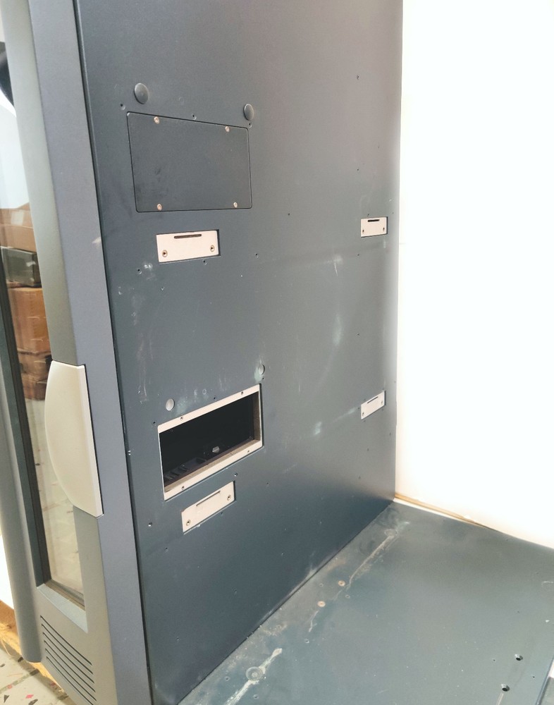Waters Acquity Sample Organizer UPLC HPLC 8064 samples 40°C, Plate latch Working