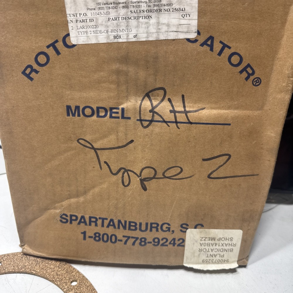 Bindicator Model R-H Point Dry Bulk level Sensor w/ H-19 Mounting Plate