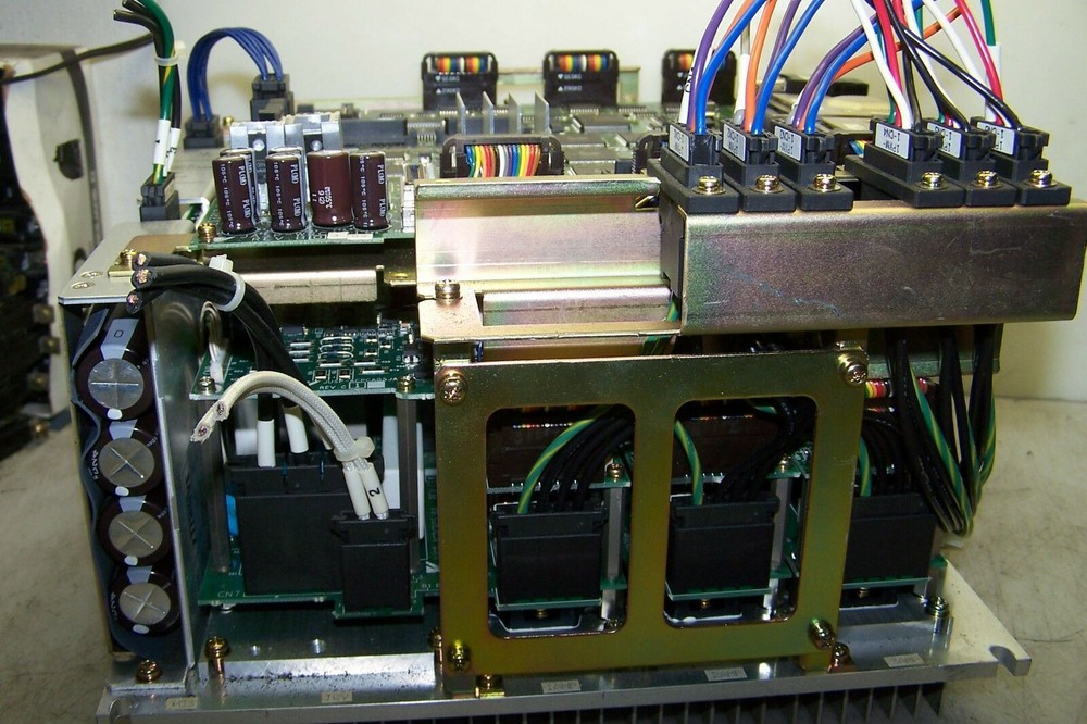 YASKAWA ELECTRIC ROBOTIC CONTROLLER CACR-SK16AAC