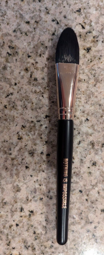 REALHER Nothing Is Impossible Vegan Foundation Brush