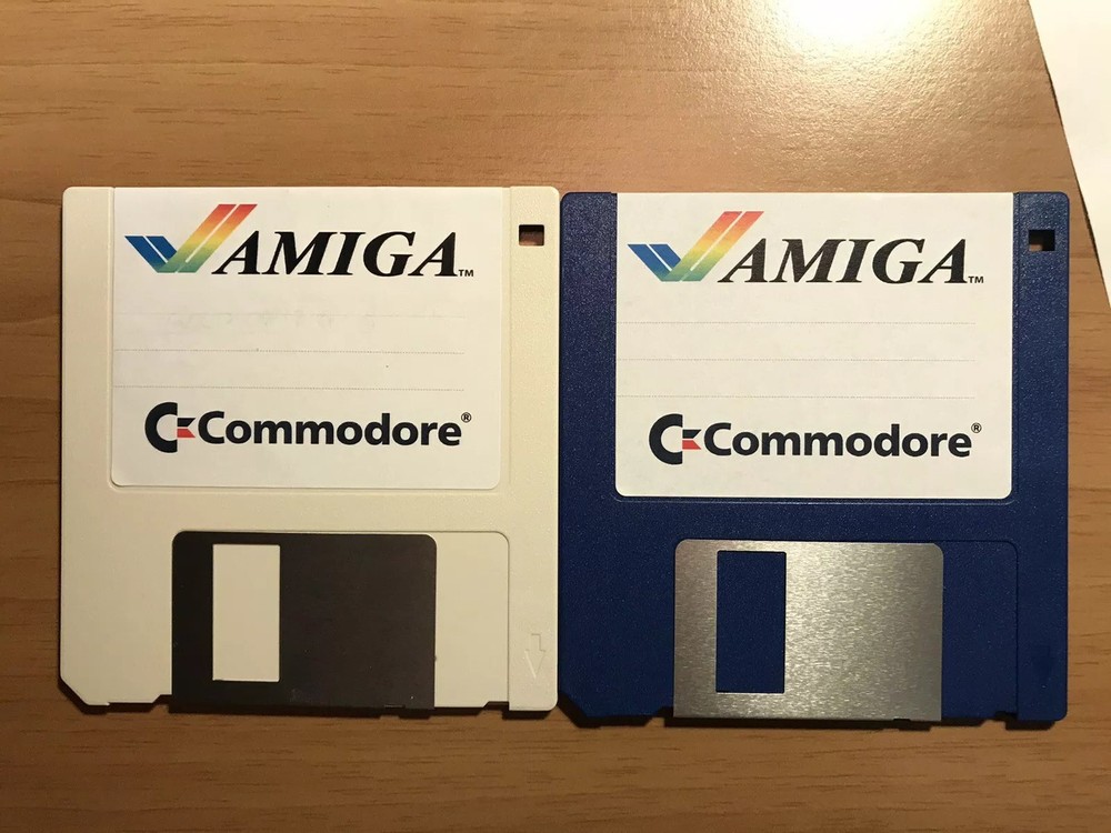 24 Etichette AMIGA per Floppy Disk 3,5 Pollici