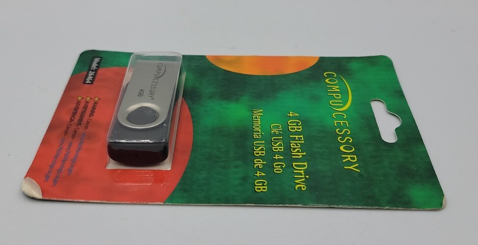 Compucessory CCS26464 4GB USB Flash Drive. New