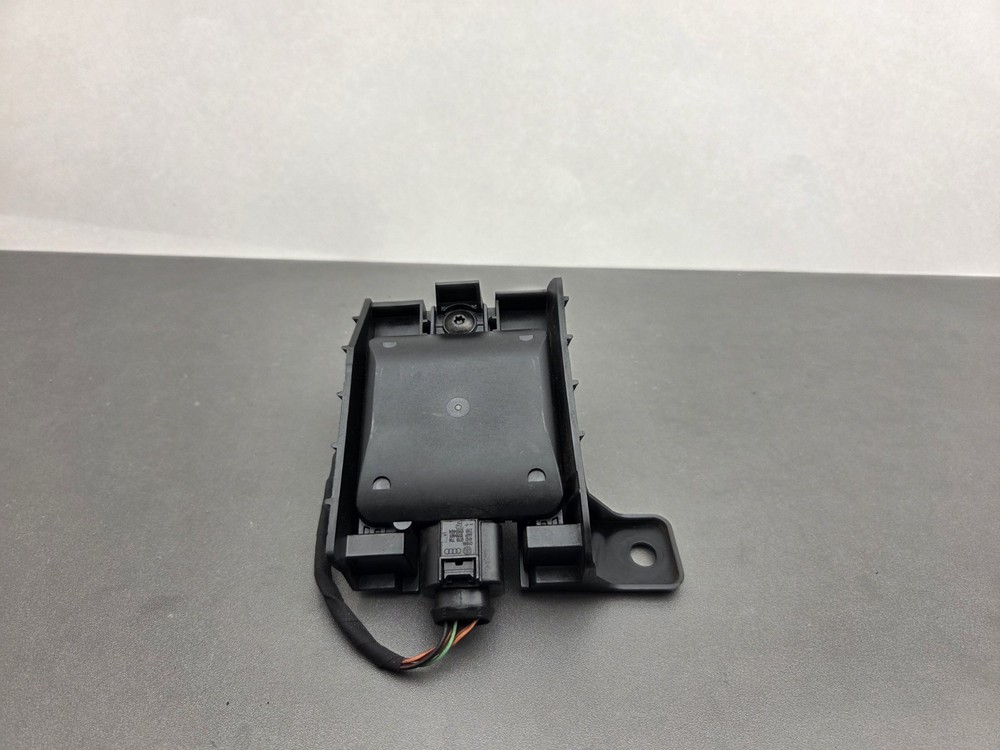 2019-2024 VW JETTA - REAR Blind SPOT Detection Control Module OEM