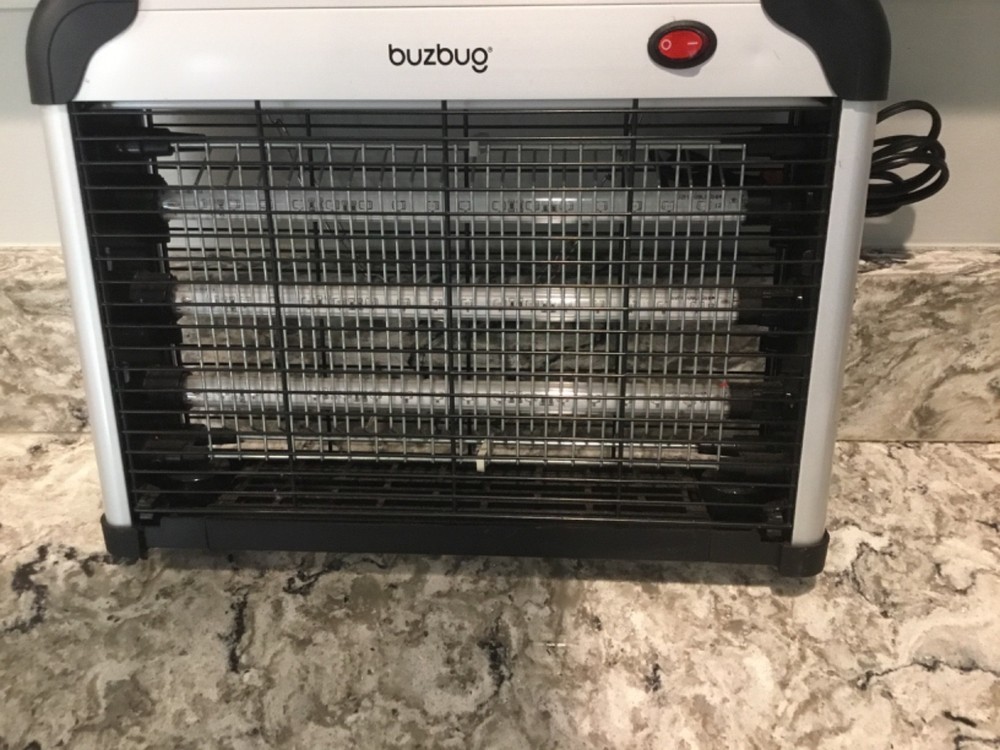 BUZBUG MA-009 LED INDOOR BUG ZAPPER.
