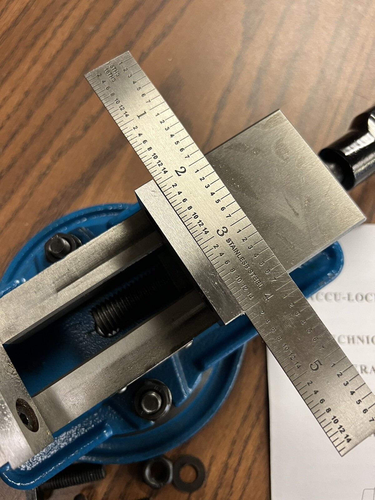 2” ANG-LOCK MILLING MACHINE VISE w. swivel base #850-200 NEW