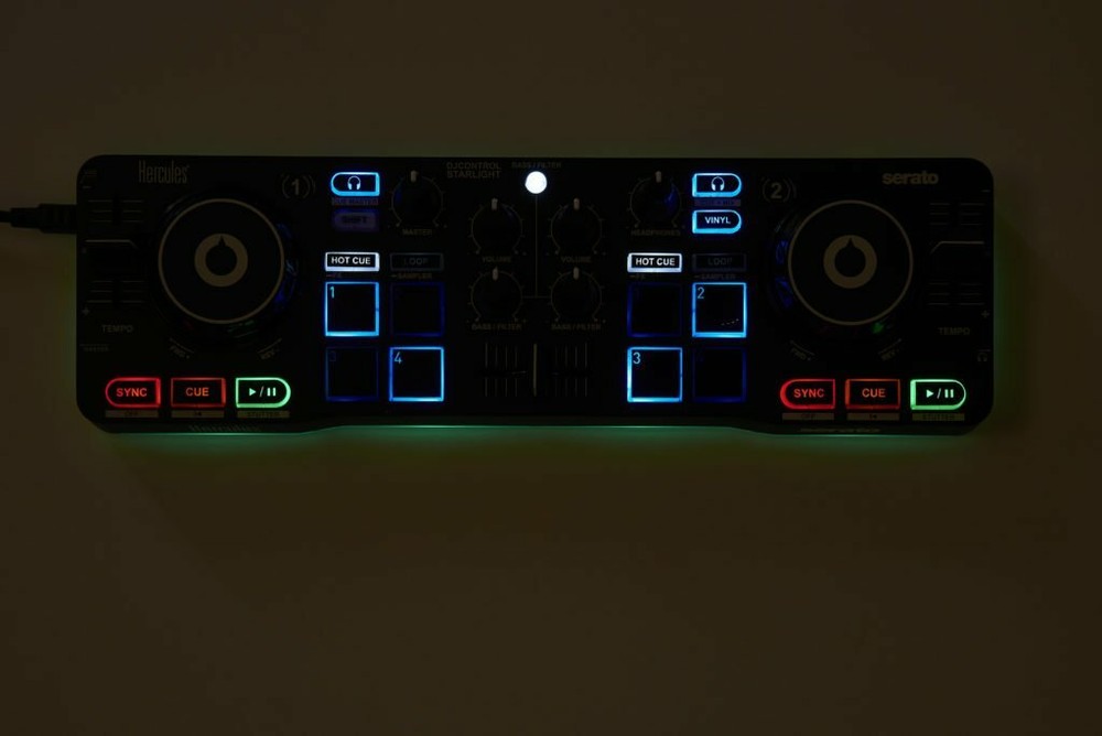 Hercules DJ Control Starlight Compact controller w/built-in sound card