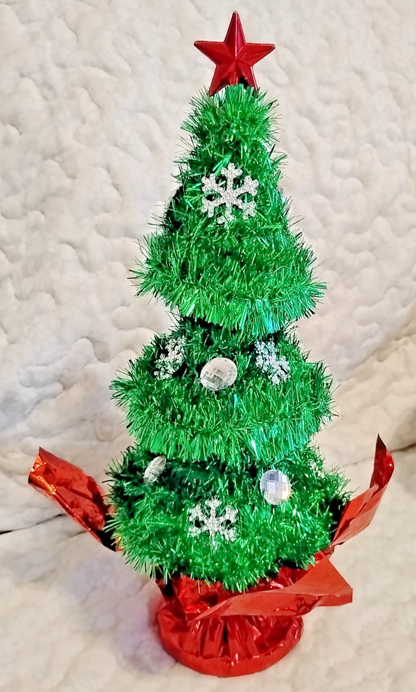 Predecorated mini Christmas tree table top, 10.5"x 4"