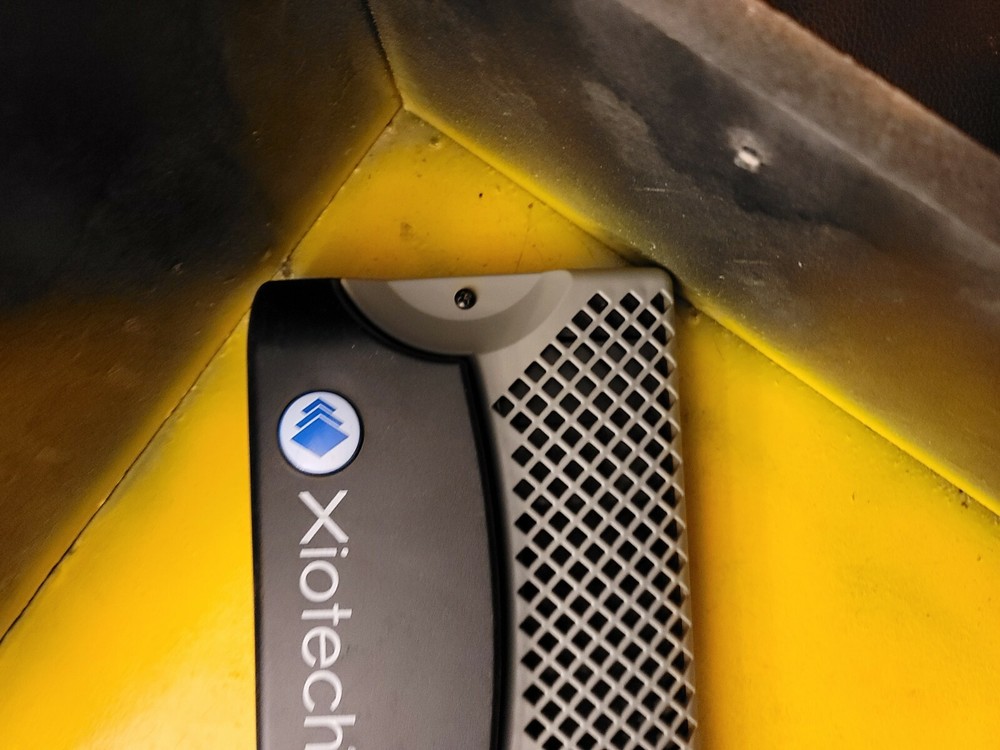 xiotech emprise 5000 front panel