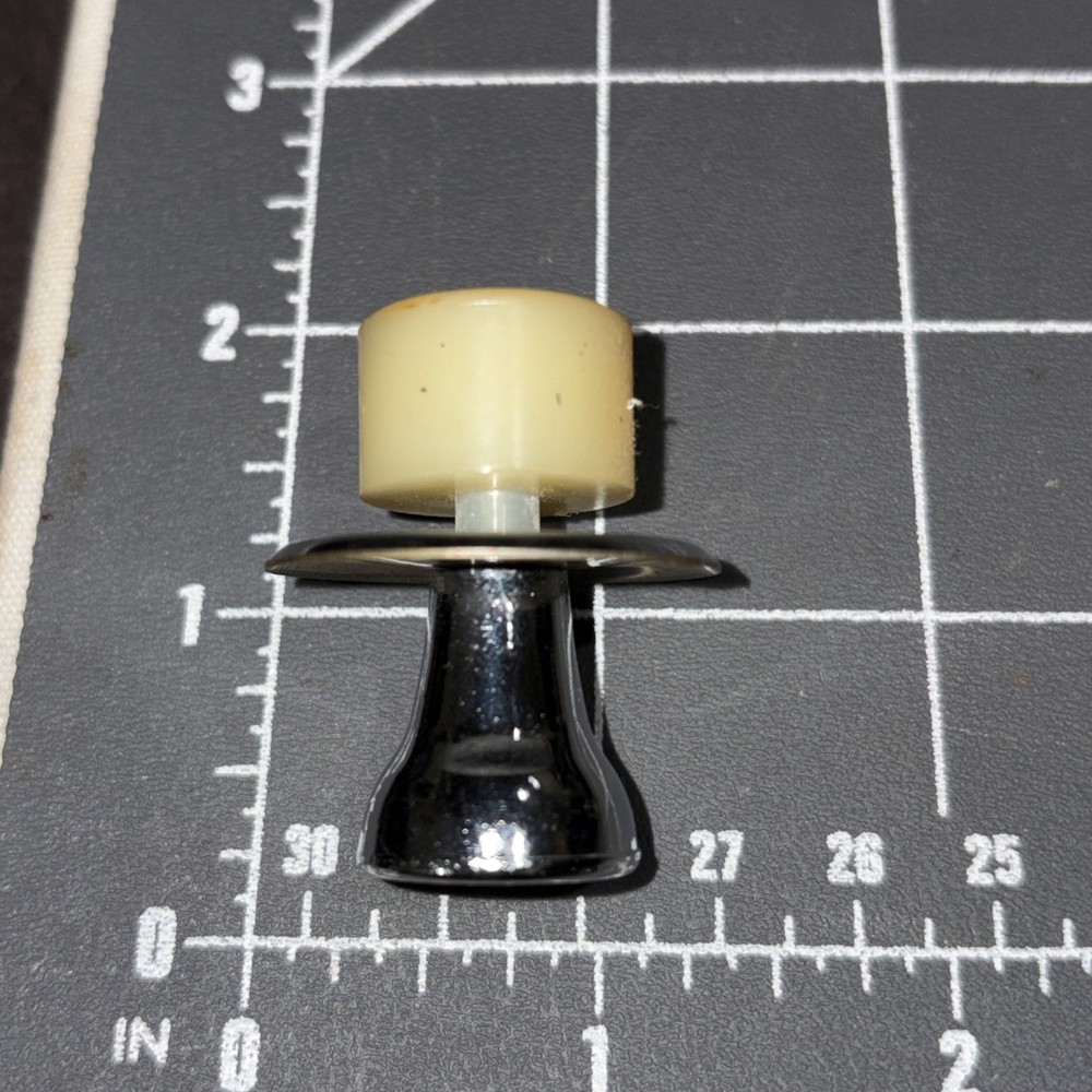 Lot 4 Vintage Retro MCM Chrome Cabinet Drawer Pulls Knobs With Spacer/hardware