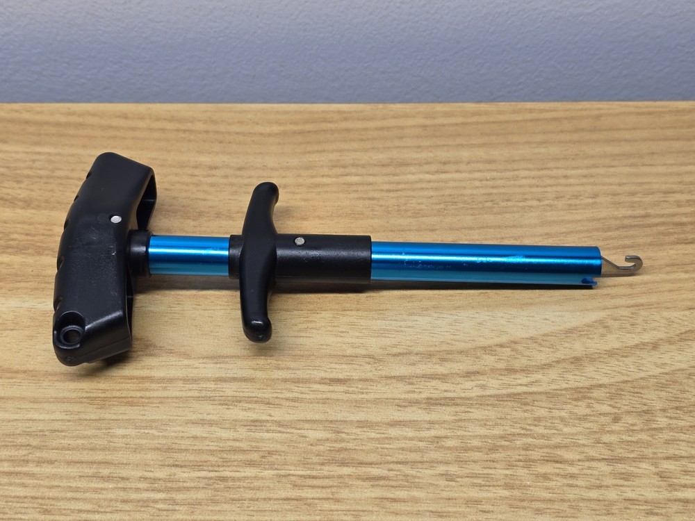 Portable Aluminum Fishing Hook Remover Extractor Puller Squeeze Puller Handle