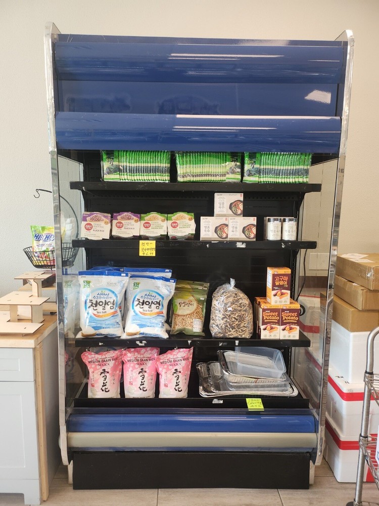 hussmann refrigeration display case