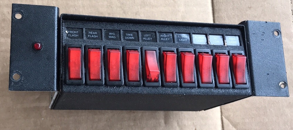 Police Vehicle Light Control Switch Box With Mounting bracket Clean Condition.