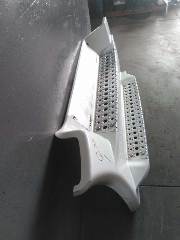 For 2017 FREIGHTLINER CASCADIA 125 SIDE FAIRING Left , IL