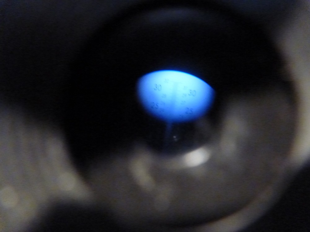 ONE RHB-32ATC Hand Held Brix Refractometer AND TWO Hydrometers