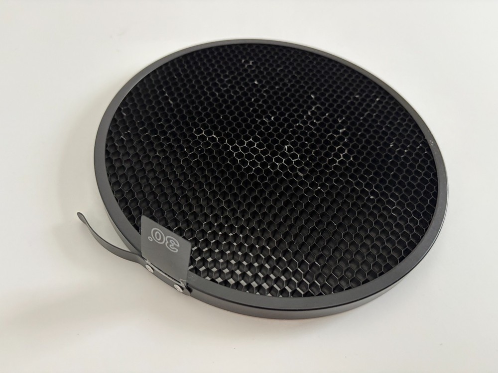 Paul C. Buff 8.5” High Output Reflector w/ 30 degrees grid