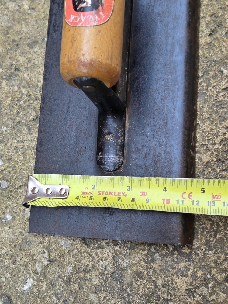 Vintage Tyzack 3 Leg Edging Trowel Float