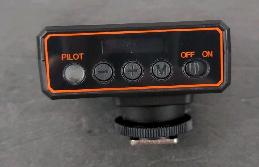 Ulanzi F12 Mini Camera Flash Speedlite Hot Shoe Mount (TESTED)