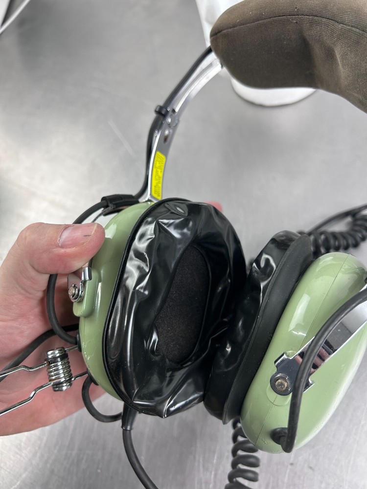 David Clark Aviation Headset Model H10-76 Pre-Owned