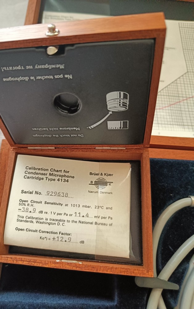 BRUEL & KJAER 4157 EAR SIMULATOR FOR TELEPHONOMETRY