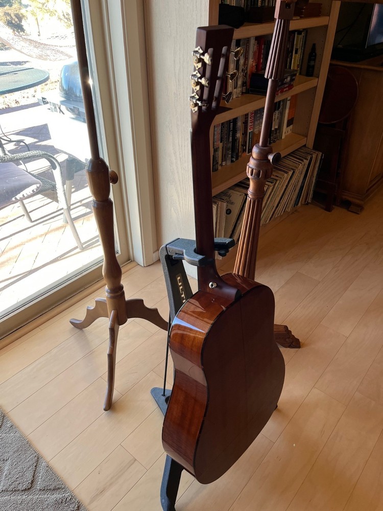 Sigma SDJM-18 (2021) – Slope Shoulder Dreadnought – Solid Adirondack & Mahogany