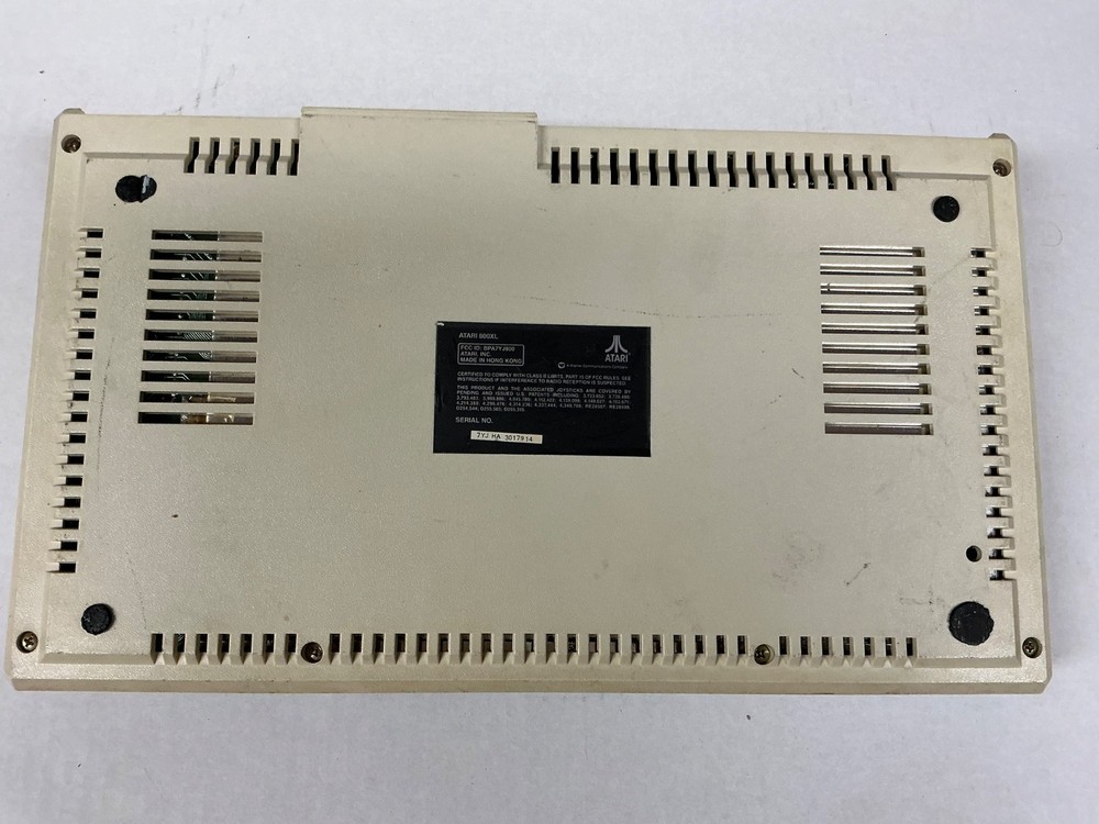 Atari 800XL Vintage Computer Console Game System (untested, needs power supply)