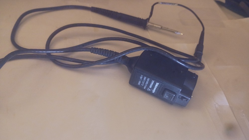 Tektronix Passive Probe. TPP0500