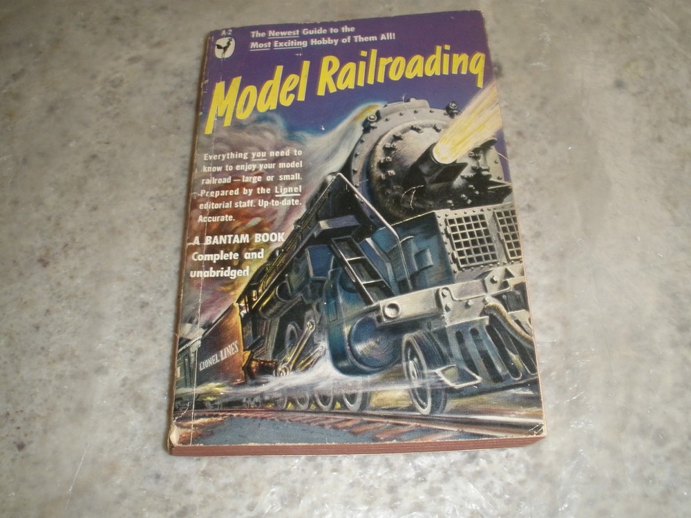 1950 MODEL RAILROADING BANTAM PAPERBACK BOOK