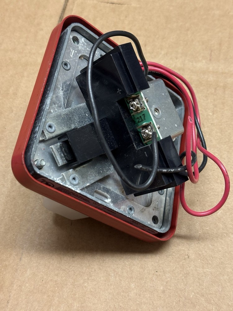 Faraday Strobe Fire Alarm Wall Mount Light Strobe Nice Condition