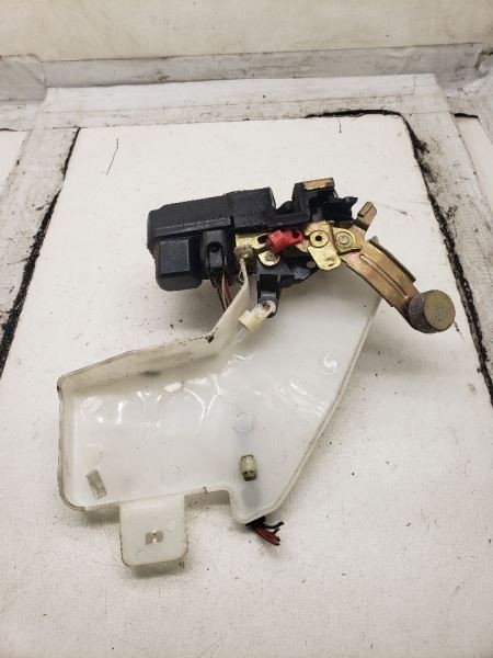 LIBERTY 2003 Lock Actuator 441209