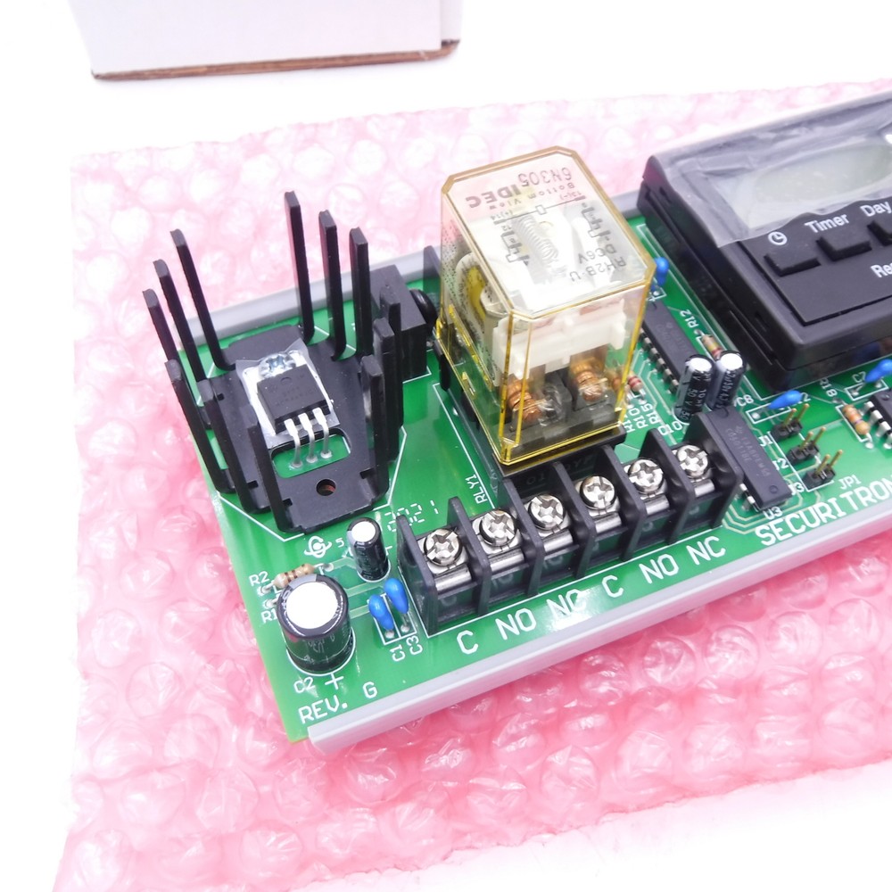 Securitron Digital Prime Time Seven Day Timer DT-7 Recuritron