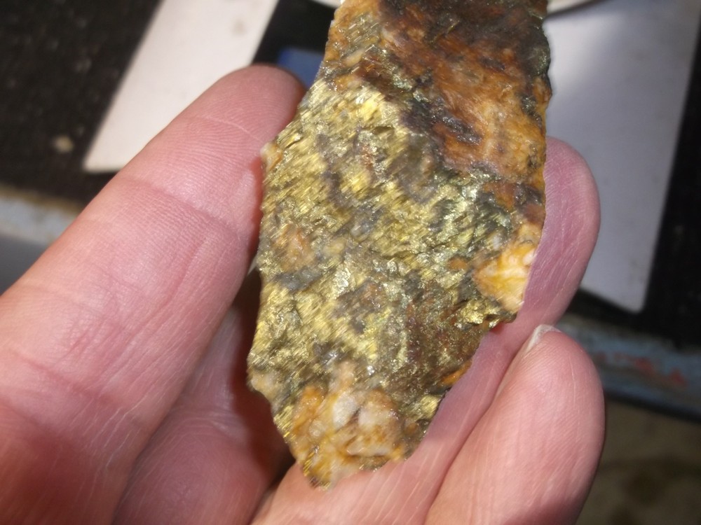 gold silver copper ore, 100 grams samples ,ore high grade .