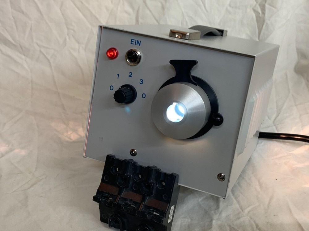 Fiber Optic Light Source Universal Scholly Fiberoptik 150H (Excellent Condition)