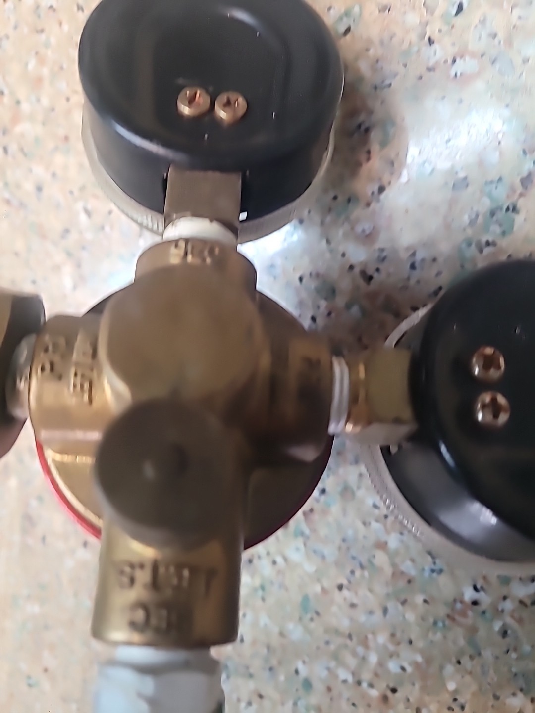 Micro Matic CO2 Regulator, Primary Xacta Double Gauge 2000psi 60psi