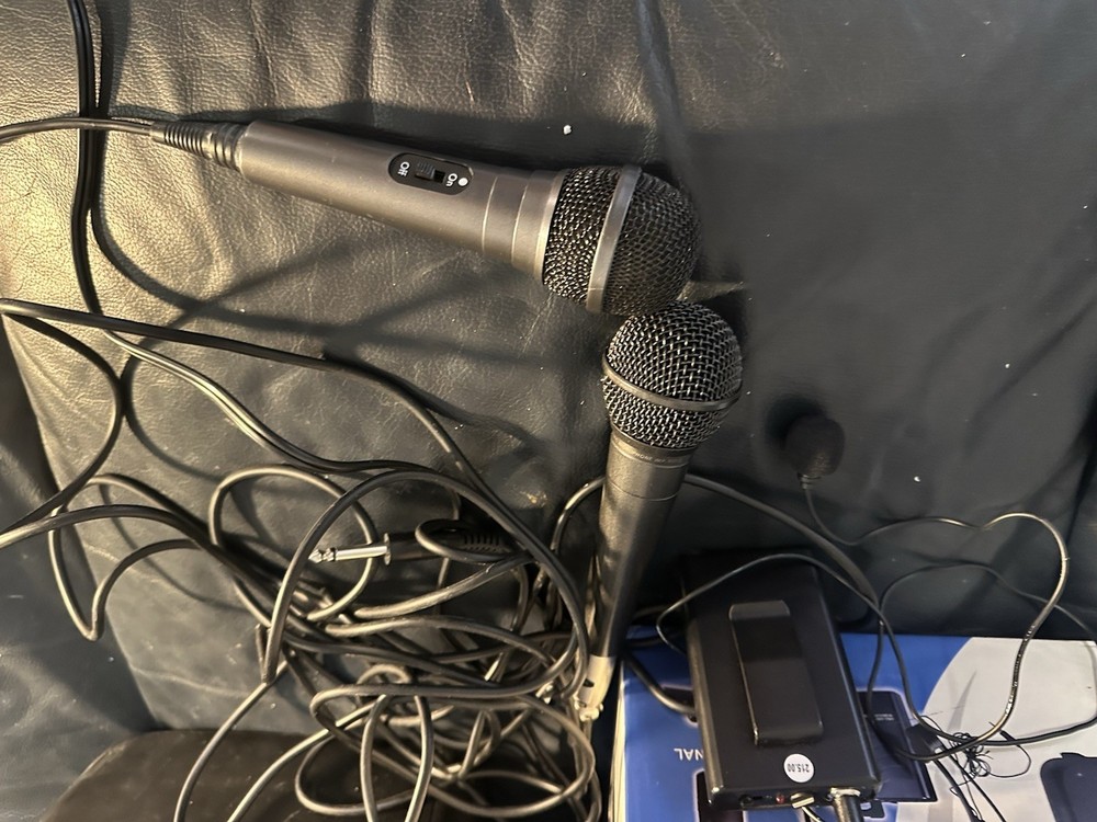 Paw 95 Portable Wireless Amplifier System In Great Shape