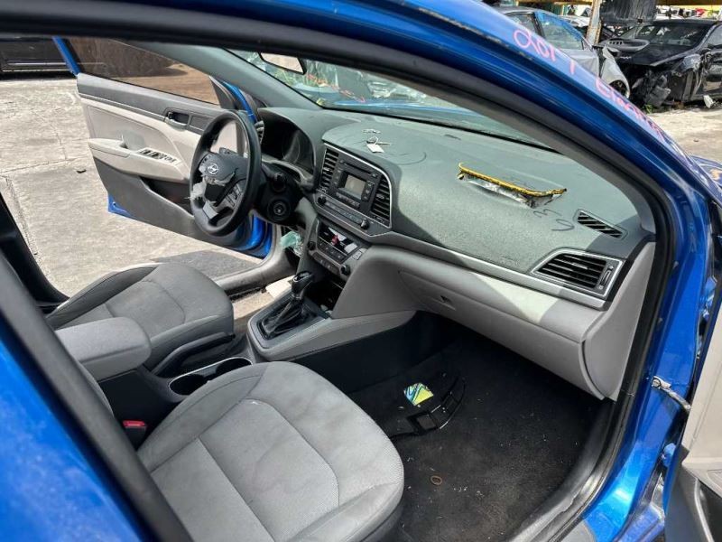 ELANTRA 2017 Transmission Shift Shifter Assy 870176