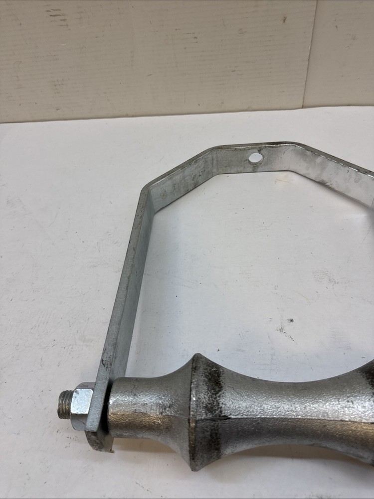 Caddy 6101200HD One-Rod Roller Hanger 12in Pipe