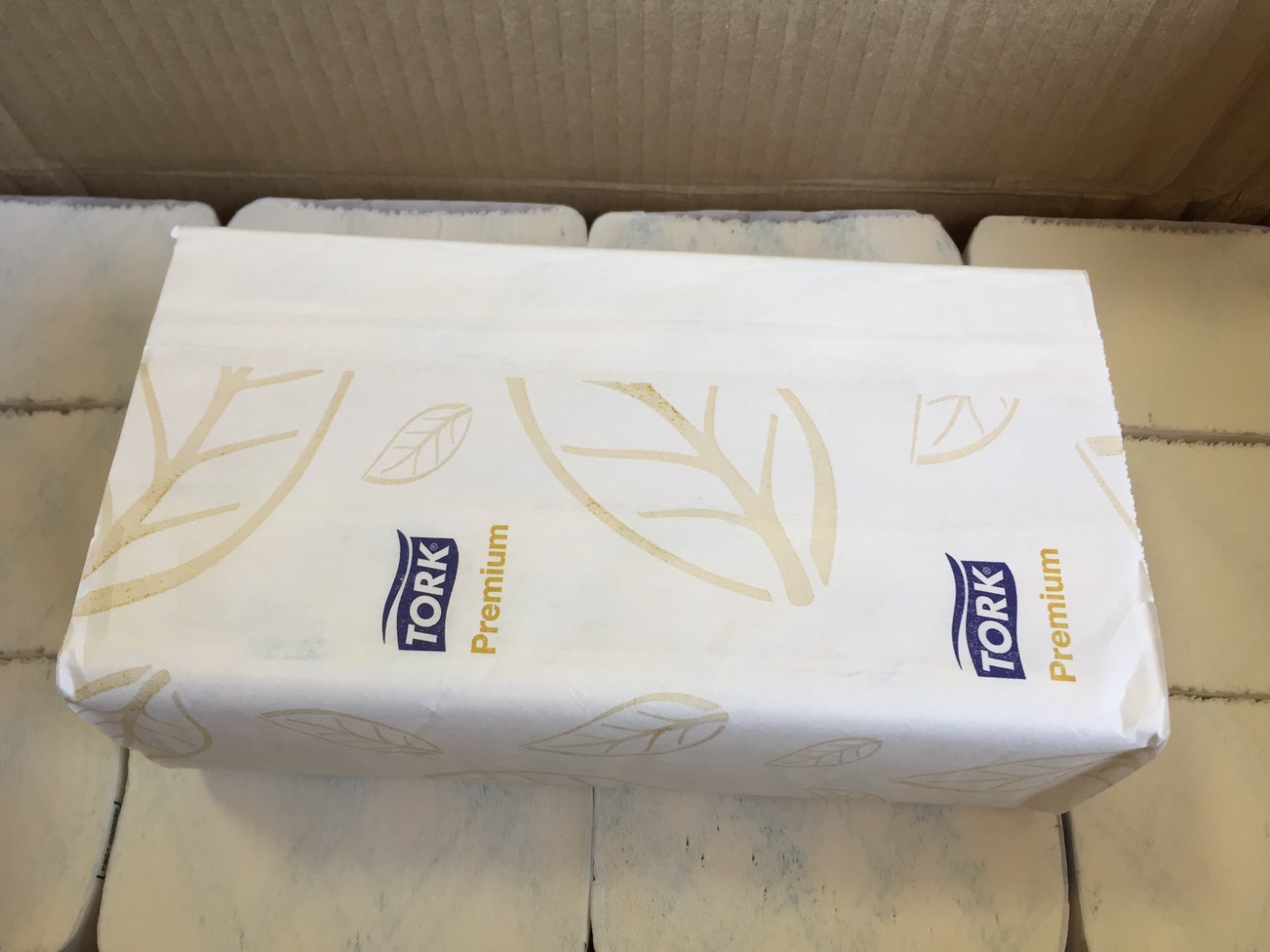 Tork 101298 2-Ply Xpress Extra Soft Multifold Towel White H2 (16/Carton)